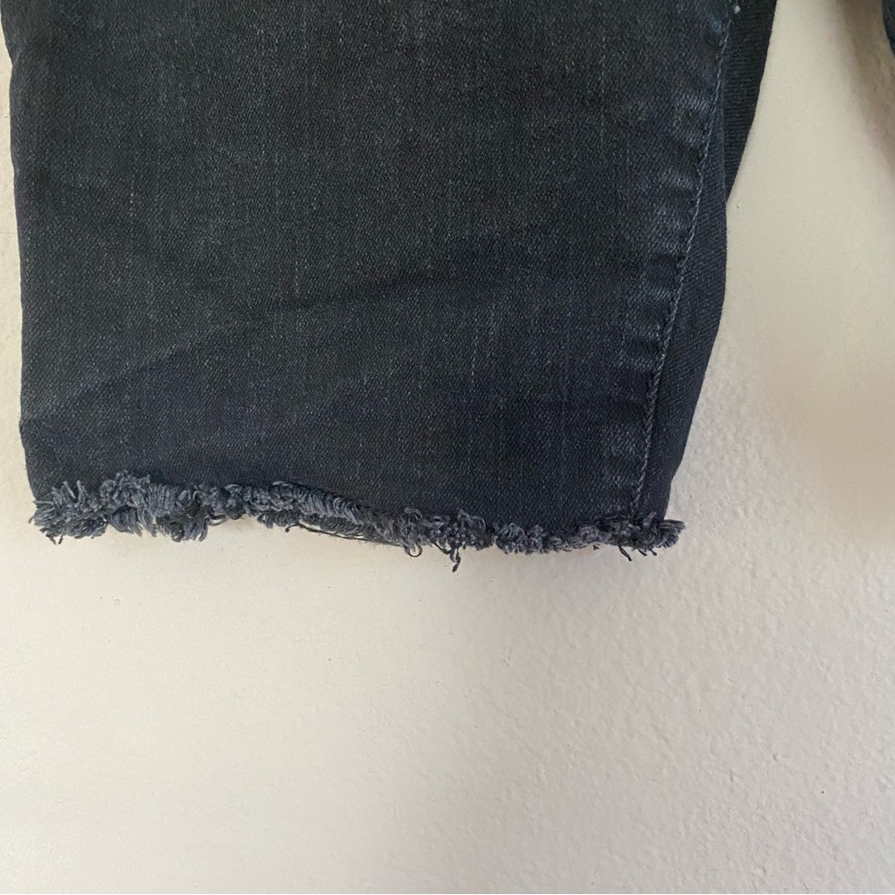 Levi’s High Rise Bike Short - Picture 2 of 7